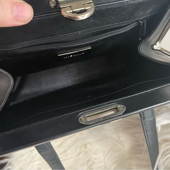 Mystique Collection Genuine Stingray Skin Black
Leather Handbag Vintage Purse - Picture 8 of 12